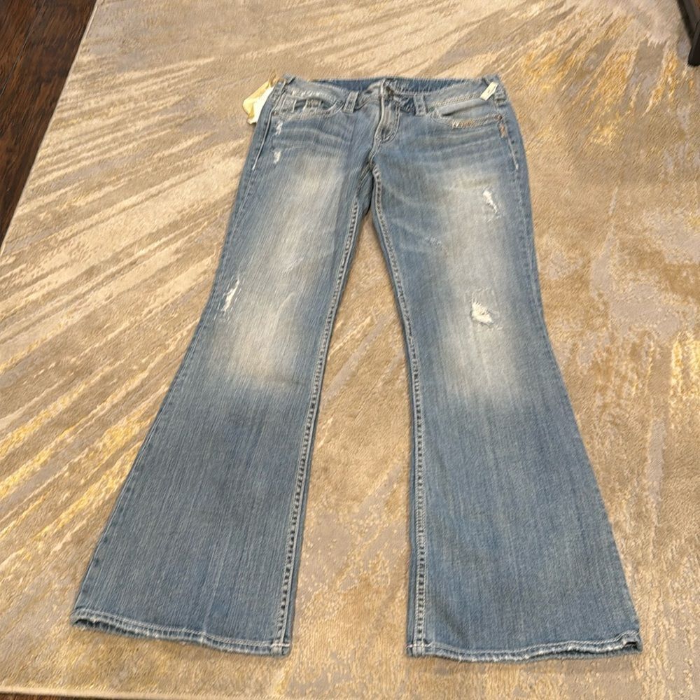 Silver Aiko flare original fit Distressed Jeans- NWT- size 30 x 31 chunky stitch